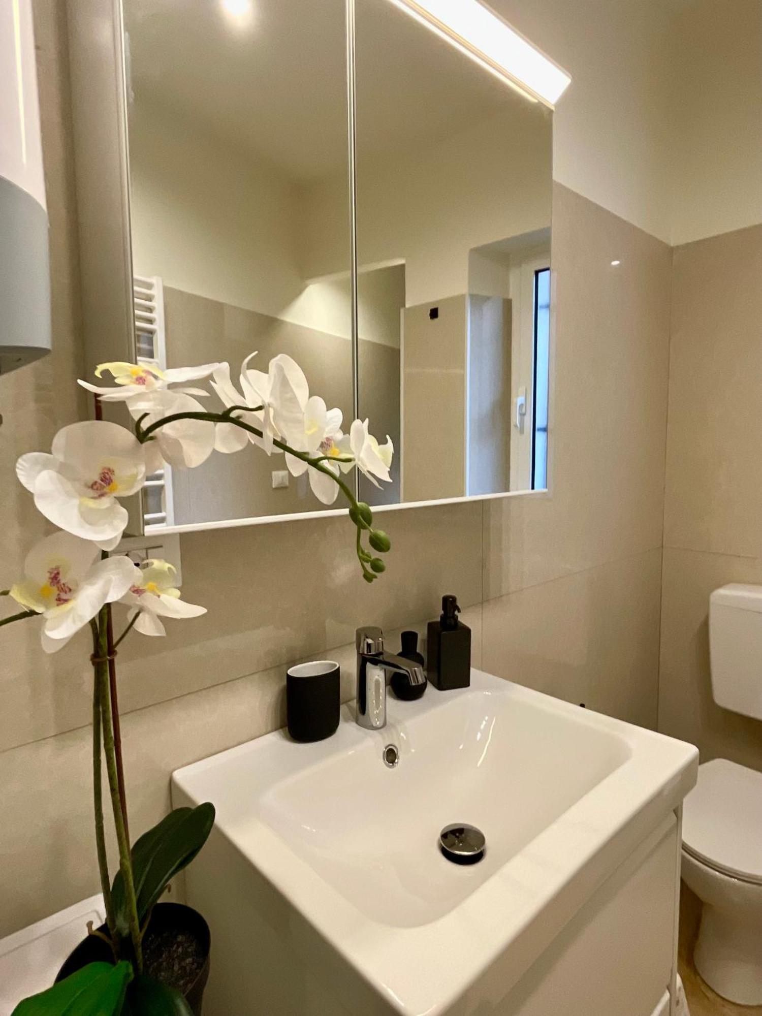 Happy Family Apartments Incantesimo 热那亚 外观 照片